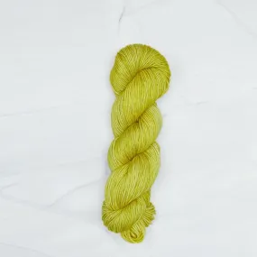 Symfonie Hand Dyed Yarns | VIVA 100% Superwash Merino | SS1037 Pistachio (Semisolid color)